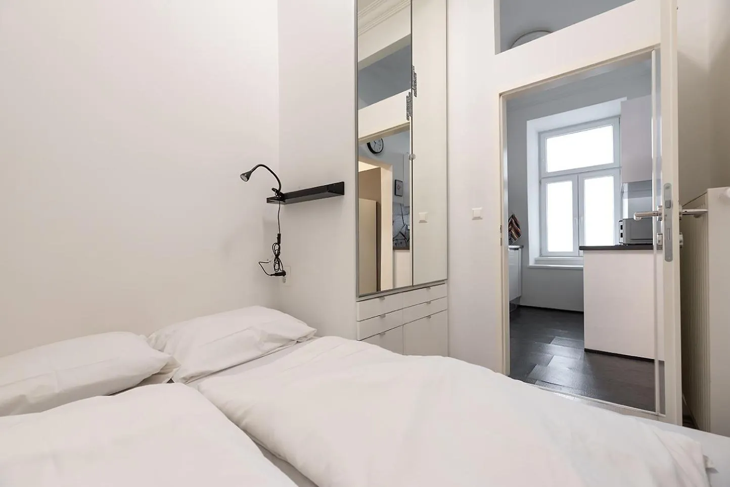 Neu, Renoviert Und Ruhig, 20 Minuten Ins Zentrum Vienna Apartment