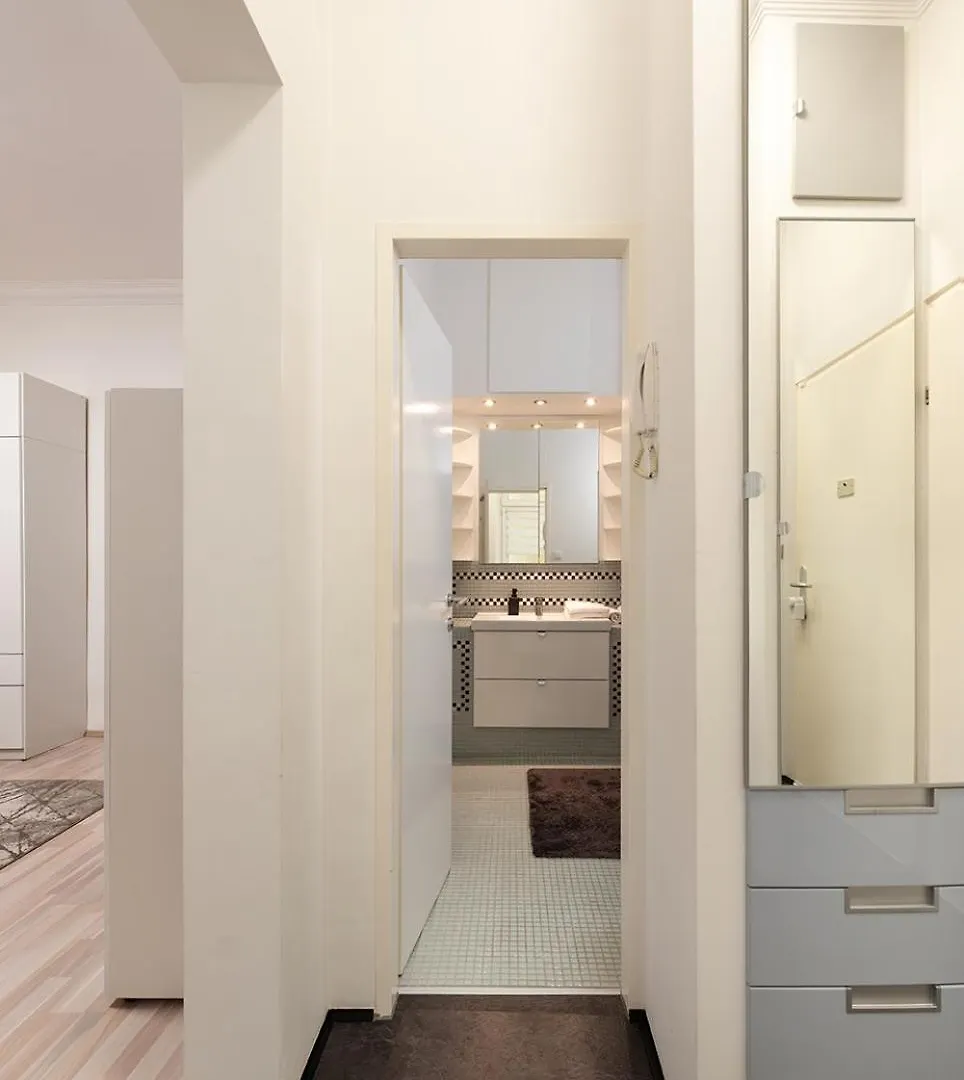 Neu, Renoviert Und Ruhig, 20 Minuten Ins Zentrum Vienna