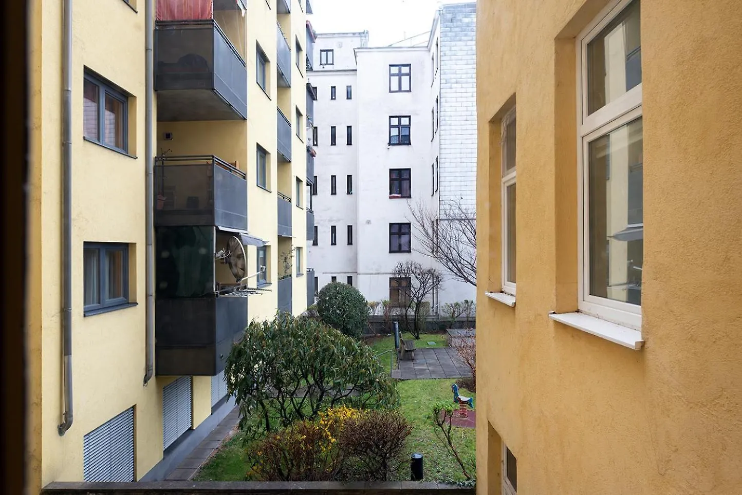 Neu, Renoviert Und Ruhig, 20 Minuten Ins Zentrum Vienna Apartment