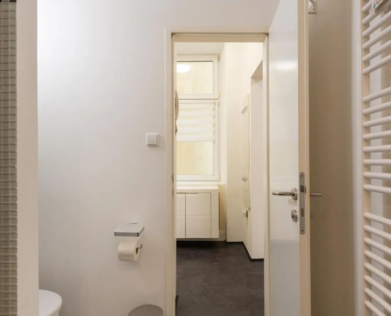 Apartment Neu, Renoviert Und Ruhig, 20 Minuten Ins Zentrum Vienna Austria
